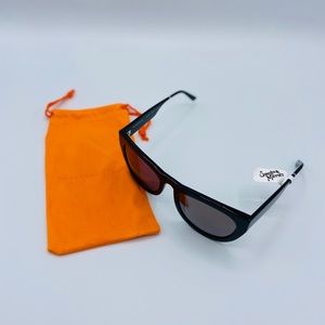 Smoke X Mirrors Black Run Around Sue